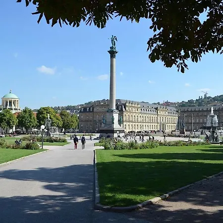 Flyhigh Rum i privatbostad Stuttgart