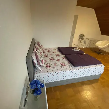 Privatunterkunft Flyhigh Stuttgart